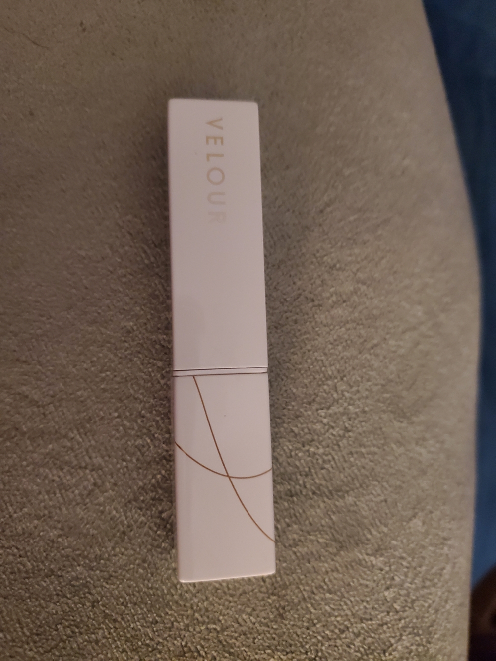 Velour Matte Lipstick — Pale Pink Shade